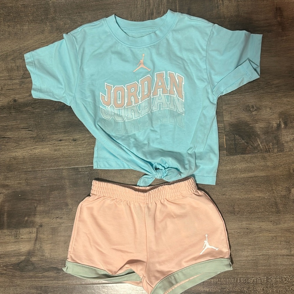 Nike Jordan Shorts and shirt set size 5